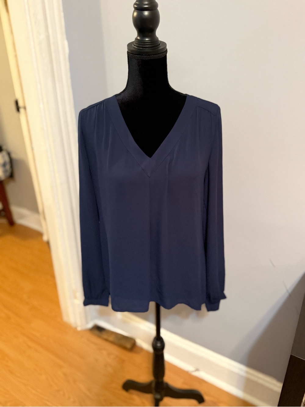 Banana Republic Navy V-Neck Long-Sleeve Blouse